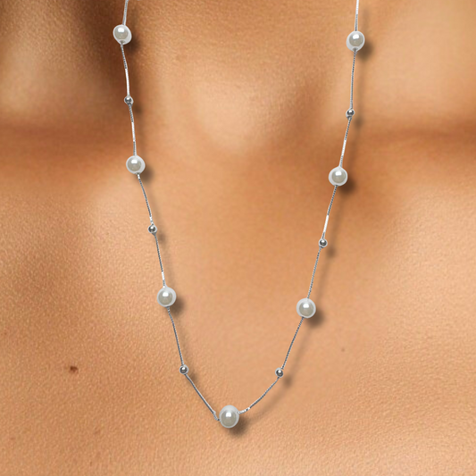 Moonlight Drift Pearl Necklace