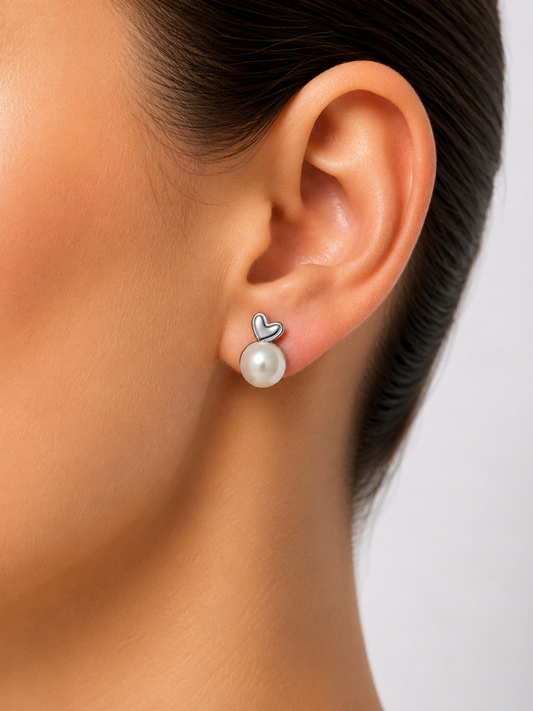 Sweetheart Pearl Silver Studs